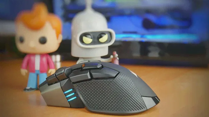 Corsair IronClaw RGB Wireless (2019) unboxing and overview